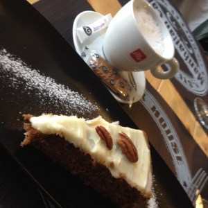 Carrot cake Manhattan café, Poitiers